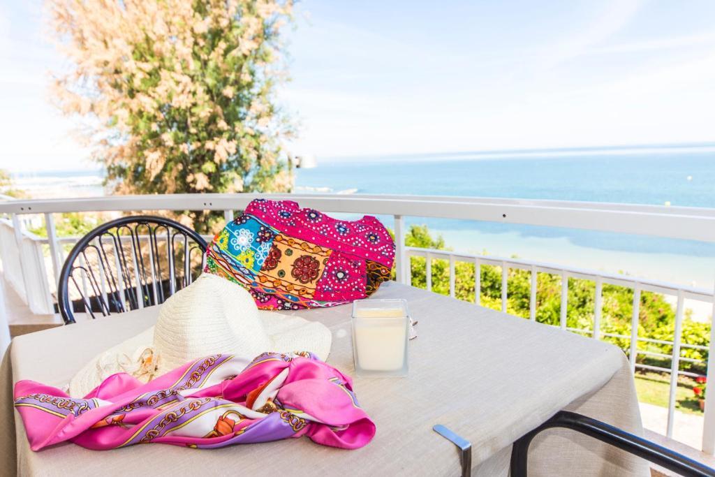 Hotel Adler Gabicce Mare Ngoại thất bức ảnh