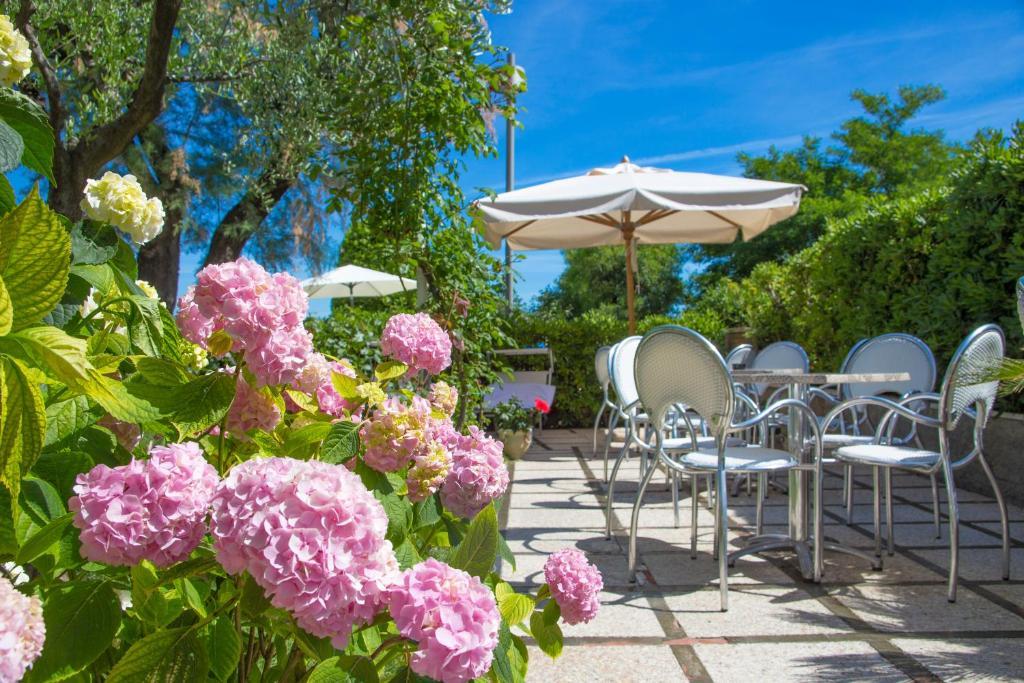 Hotel Adler Gabicce Mare Ngoại thất bức ảnh
