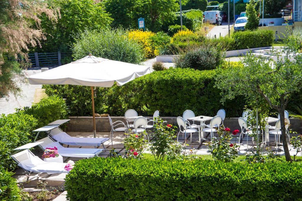 Hotel Adler Gabicce Mare Ngoại thất bức ảnh