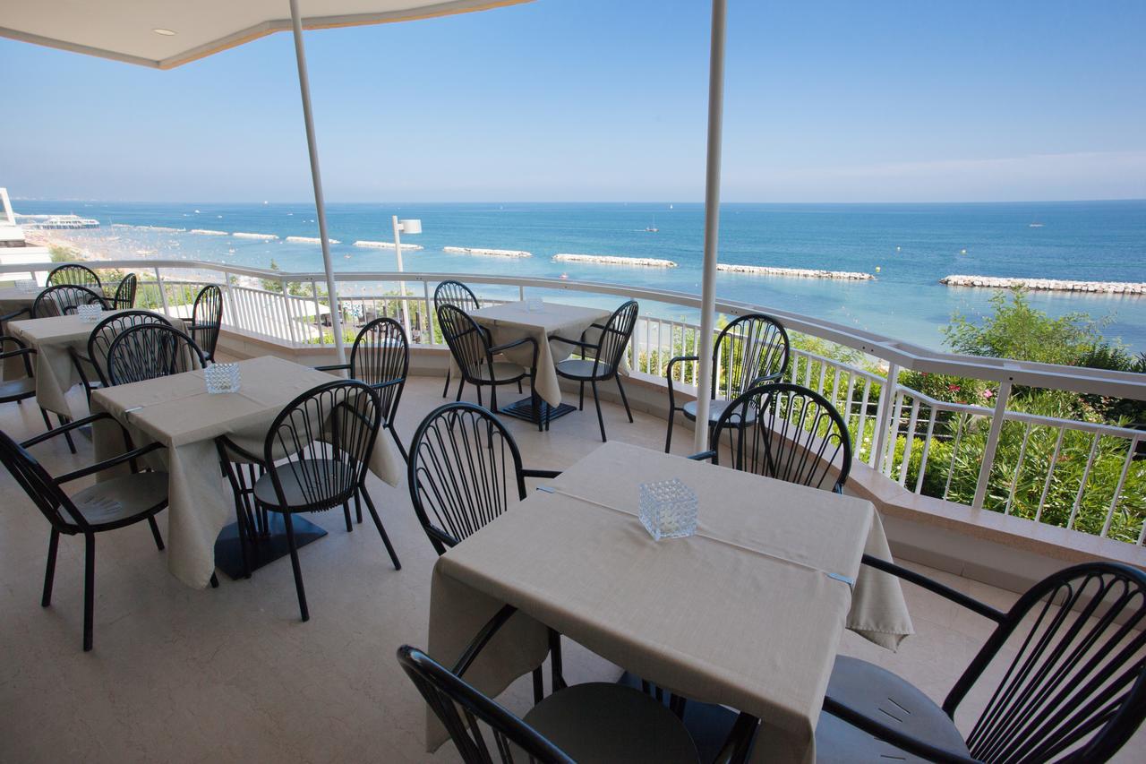 Hotel Adler Gabicce Mare Ngoại thất bức ảnh